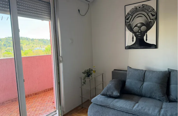 🏡 Izdaje se jednosoban stan * - slika 7